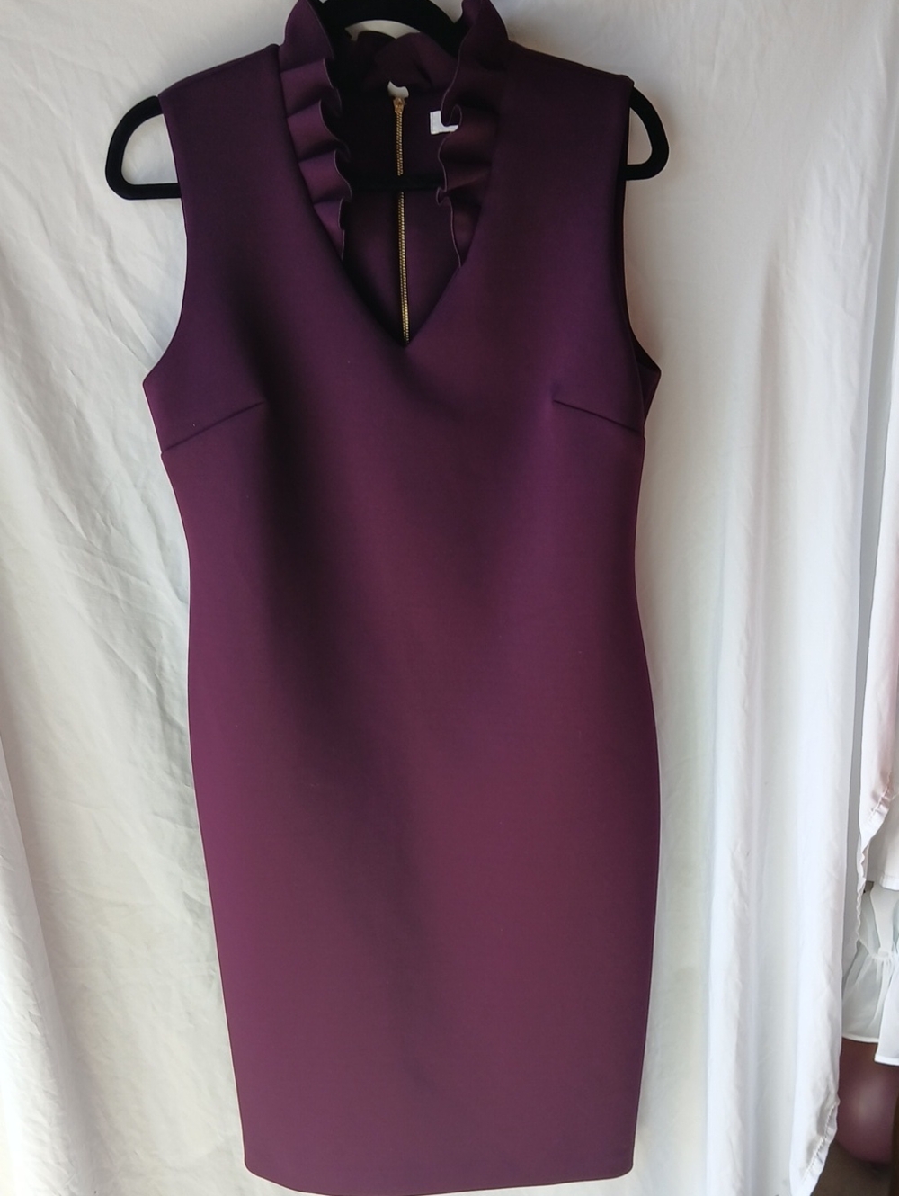 Beautiful Fall Color! Calvin Klein Plum Ruffle Collar V‑Neck Sheath Dress